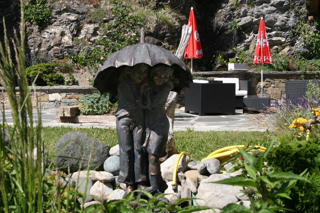 Hotel Alpenblick Zeneggen Ngoại thất bức ảnh