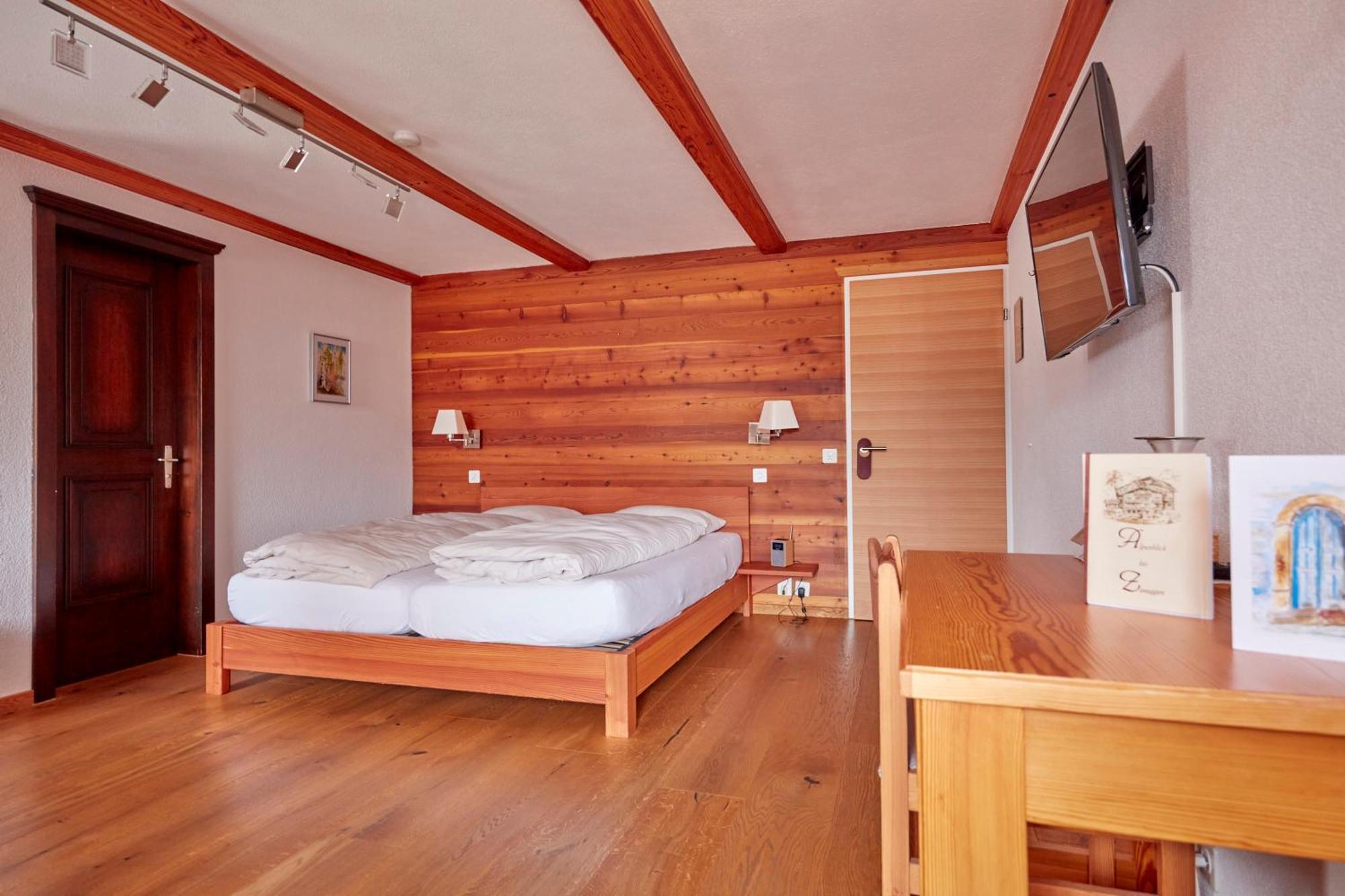 Hotel Alpenblick Zeneggen Ngoại thất bức ảnh