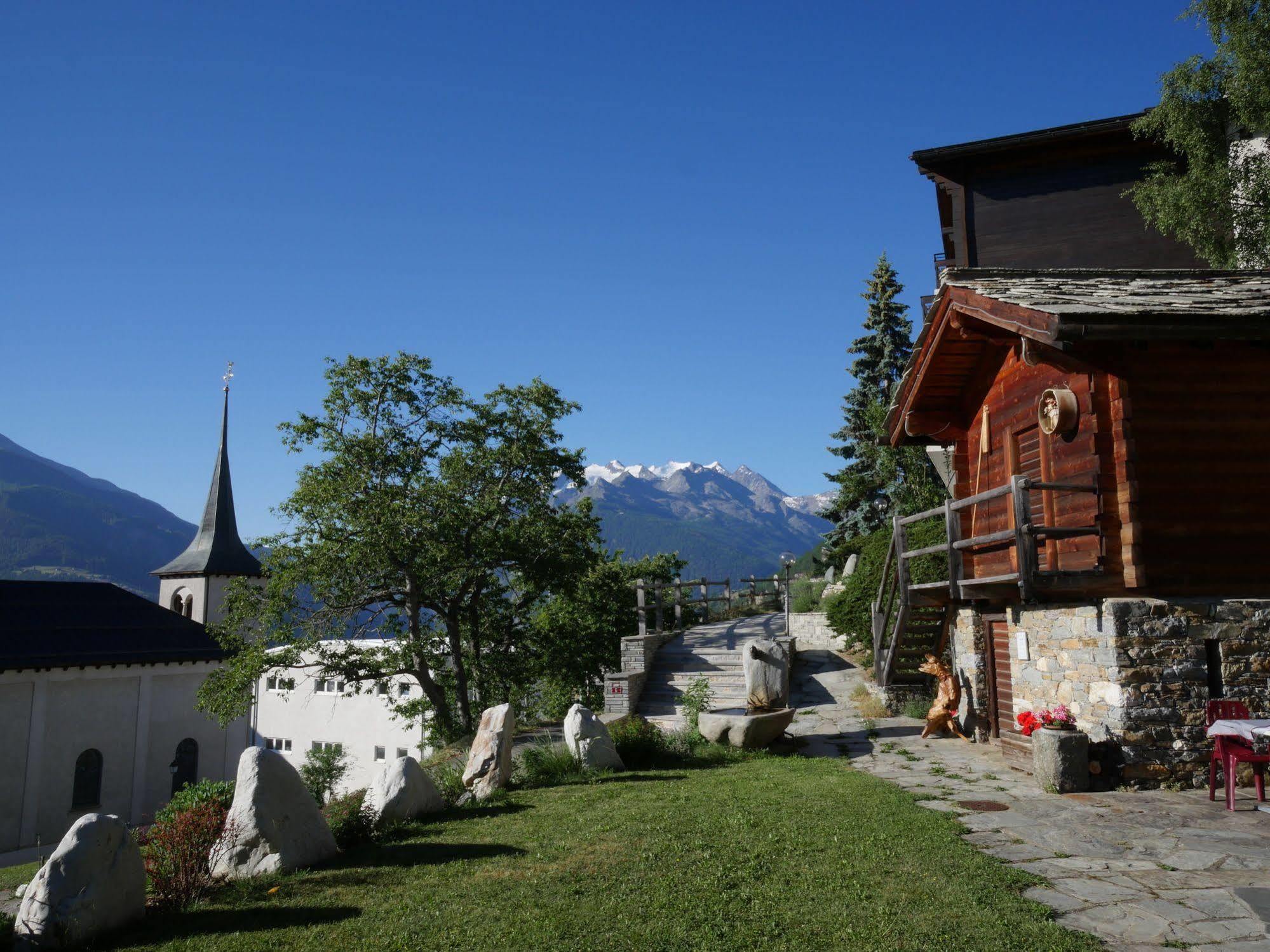 Hotel Alpenblick Zeneggen Ngoại thất bức ảnh